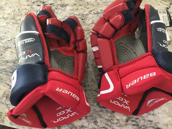 New Bauer Vapor X100 Gloves Senior