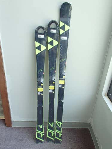 bundle FISCHER RC4 World Cup GS youth 155 cm junior Skis 17m with used FreeFlex Pro 11