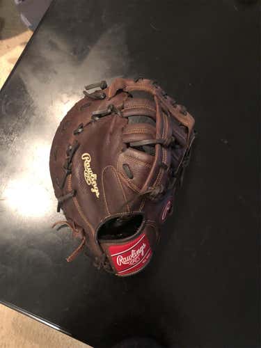 New Rawlings Baseball Glove