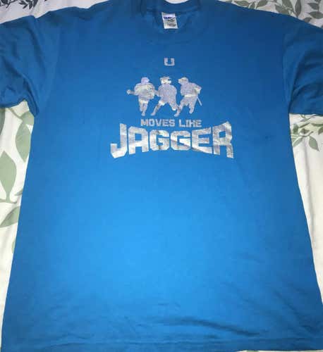 New Univeral Large  Shirt