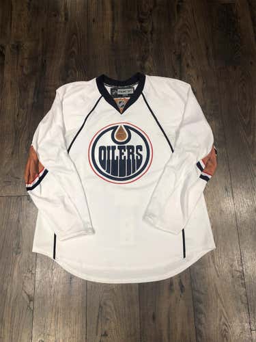 Brand New Reebok Team Issued Edmonton Oilers NHL Jersey 54