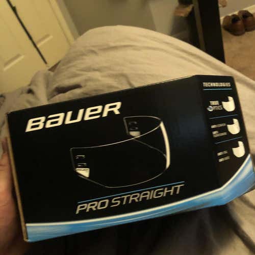 New Medium Pro Straight Visor Clear  Senior