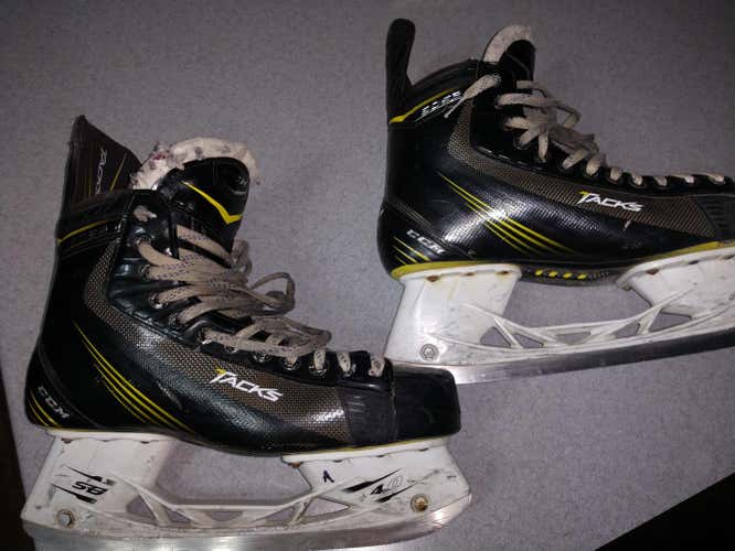 CCM Tacks 6052 Hockey Skates Senior Size 11