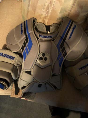 Medium Velocity VE8 Pro Goalie Chest Protector Senior