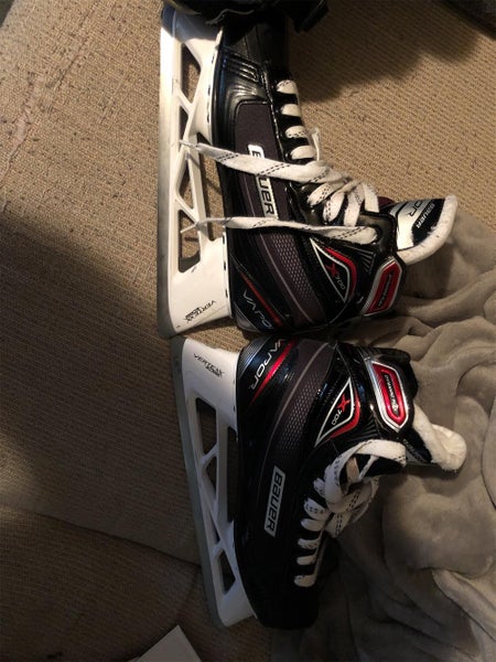 Vapor X700 Hockey Goalie Skates Senior Size 8.5