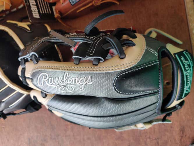 New Rawlings Heart of the Hide PROR204-2CCF REG 11.5" Baseball Glove Can Be Conditioned