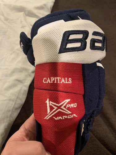 BAUER VAPOR 1X PRO STOCK GLOVES CAPITALS 13”