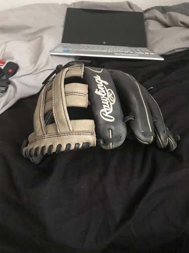 Heart of the Hide Baseball Glove