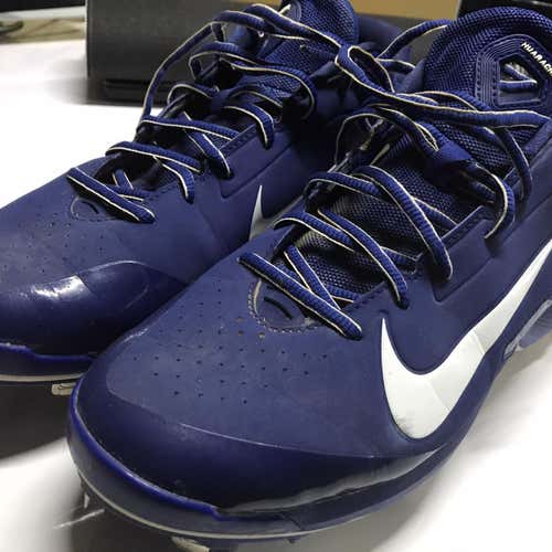 Men's Men's 11.0 (W 12.0) Nike Adult