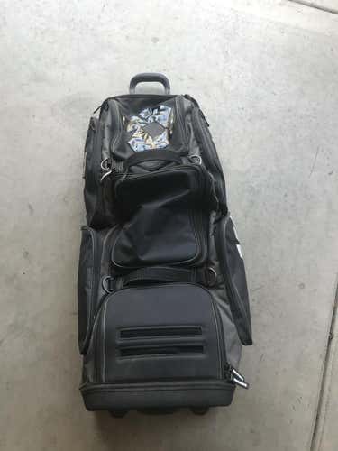 DeMarini Special Ops Wheeled Bag