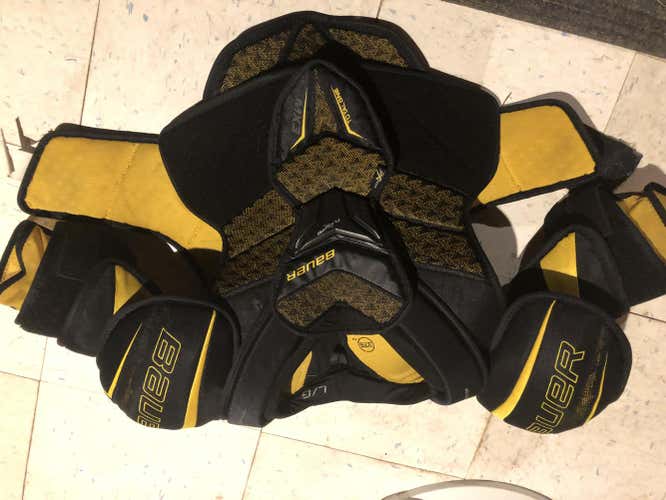 Large Bauer Supreme TotalOne MX3 Shoulder Pads Senior