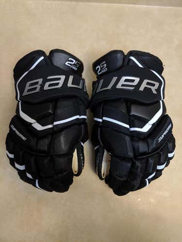 New Bauer Supreme 2S PRO Gloves Senior 13" Black