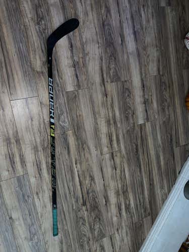 Bauer Supreme 2S Pro Hockey Stick Righty Toe Intermediate