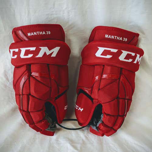 New CCM HG12XP Gloves Senior 15" Pro Stock Detroit Red Wings Mantha Red