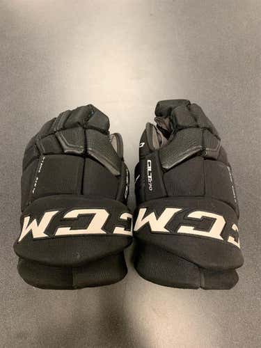 CCM QLT270 Gloves Senior