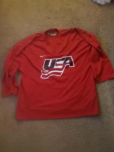 Large Nike Team USA Jersey Red