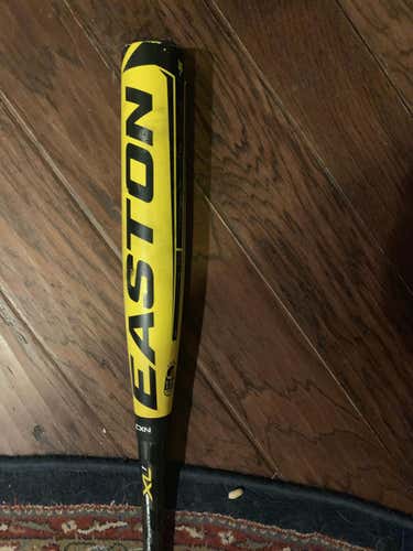 Easton XL1 Bat