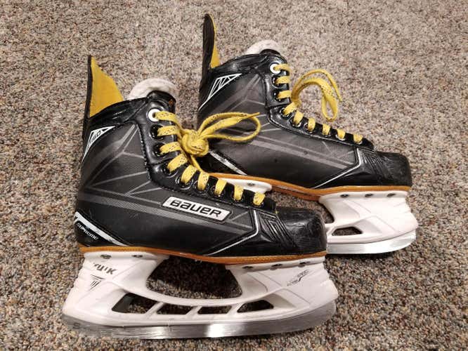 Bauer Supreme 160 Hockey Skates Junior Size 3