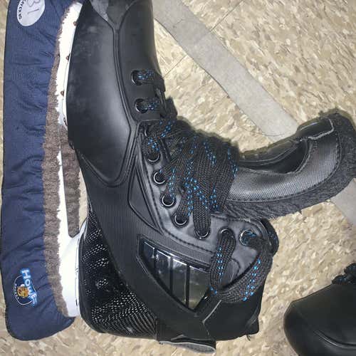 2 Piece Hockey Goalie Skates Senior  Size 11