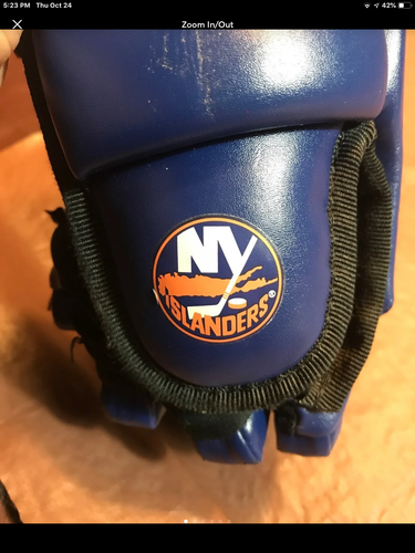 Hockey Gloves Youth sz 10