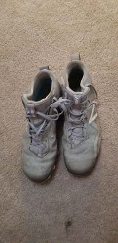 Men's Men's 9.5  New Balance Lacrosse Cleats