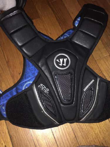 New Large Evo Hitlyte Shoulder Pads