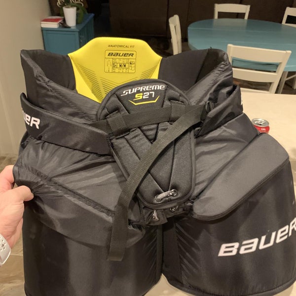 Medium Bauer Hockey Goalie Pants Senior