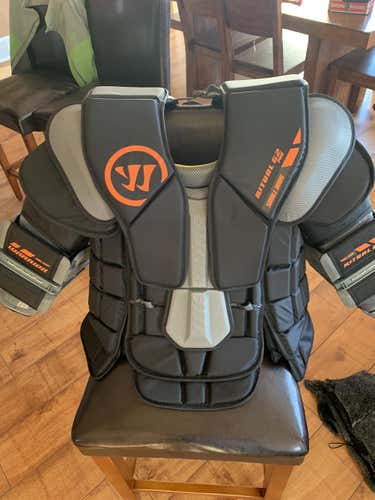 New Small Warrior Ritual G2 Goalie Chest and Arm Protector Goalie Chest Protector Senior Pro Stock