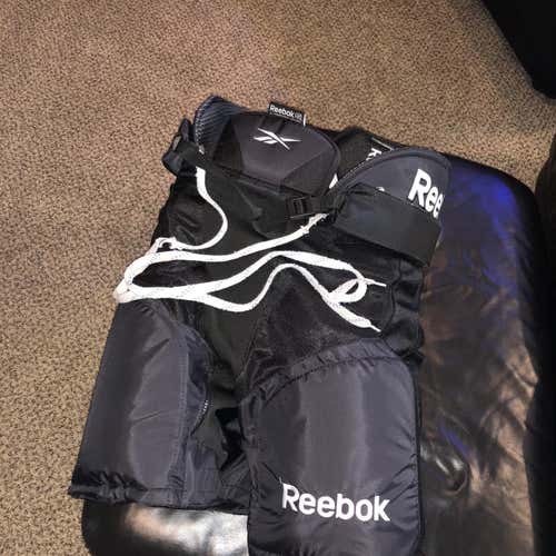 New Small 20K PRO Hockey Pants Senior