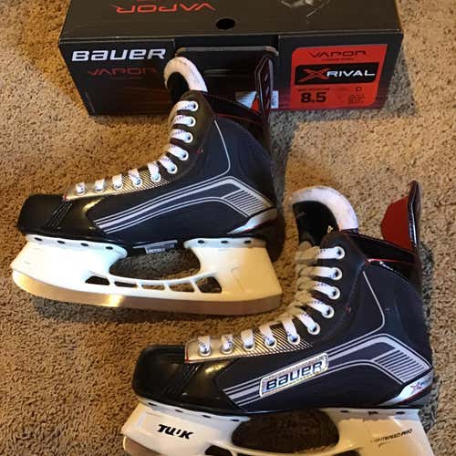 Vapor X Rival Hockey Skates Senior  Size 8.5