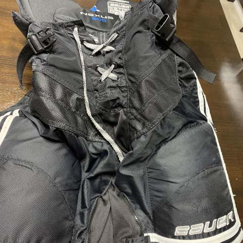 Extra Large Nexus 800 Hockey Pants Junior