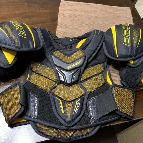 Large Supreme TotalOne MX3 Shoulder Pads Junior