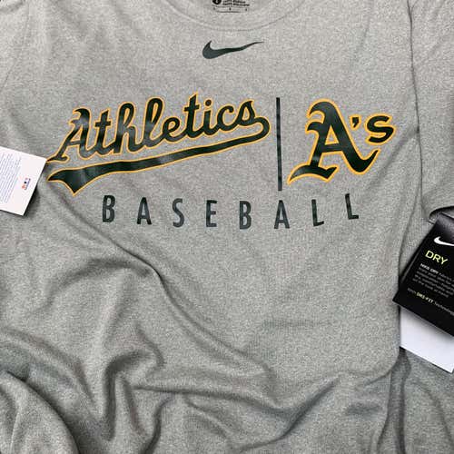 NWT Men's Large Nike Dri Fit T Shirt