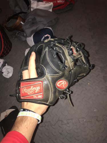 (Trade Only) Discontinued Rawlings Gamer 11.25”