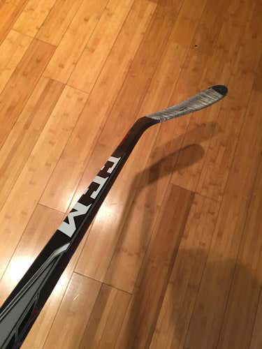 CCM JetSpeed Hockey Stick Righty McDavid P28 Junior