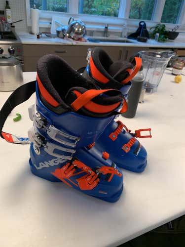 Lange Ski Boots