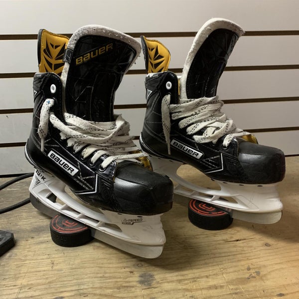 Supreme S190 Hockey Skates Senior Size 7