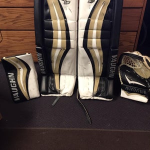 33" Velocity V7 Goalie Leg Pads Senior