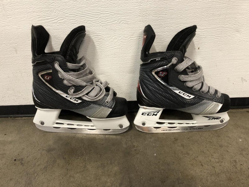 CCM U+ 10 Hockey Skates Youth Size 1.5E