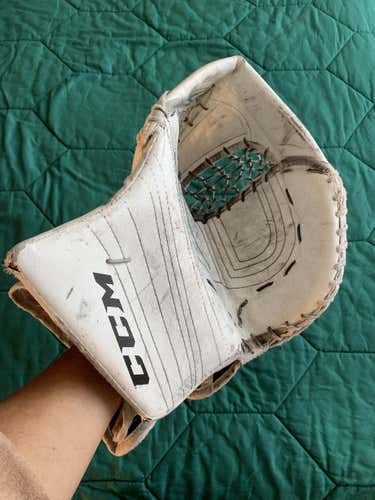 CCM Premier R1.9 Goalie Glove
