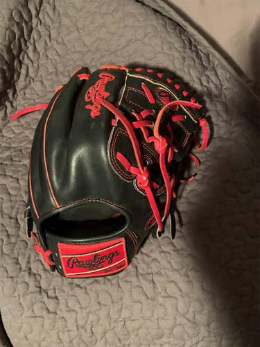 Heart of the Hide Baseball Glove