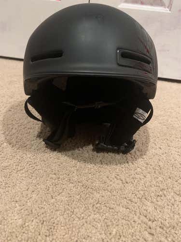 Snowboarding/skiing helmet