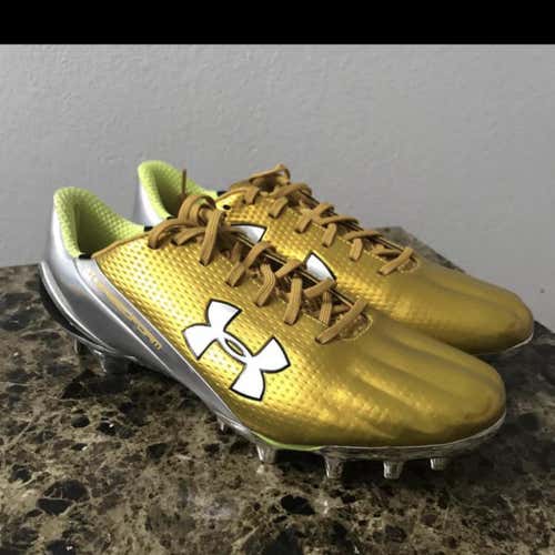 New Men's Size 10 Under Armour Speedform Cleats Adult