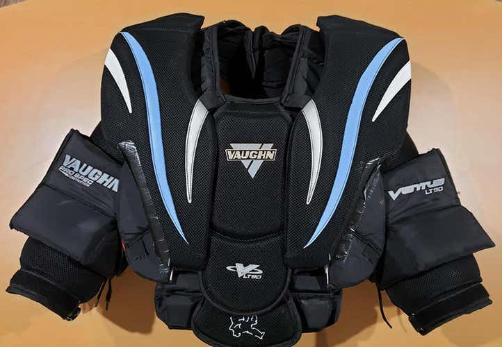 Medium Vaughn LT90 Goalie Chest Protector Senior
