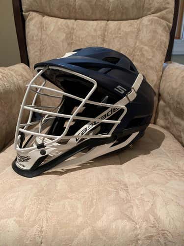 New Cascade S Helmet Adult