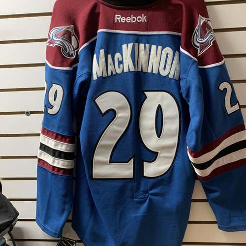 Nathan Mackinnon Jersey