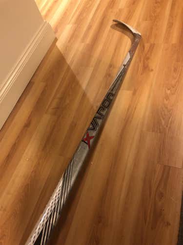 New 1x Hockey Stick Righty Toe Pro Stock