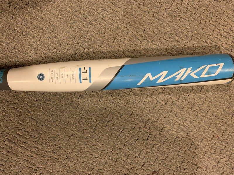2016 Easton Mako Bat