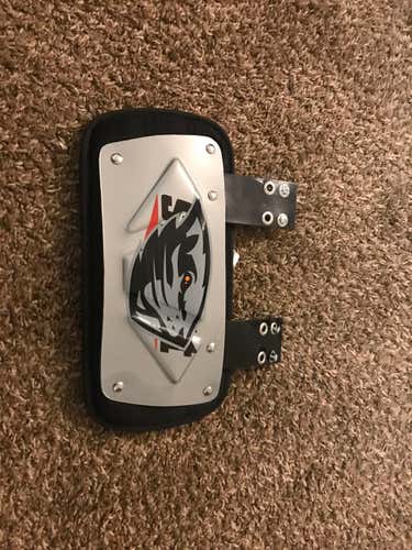 Schutt Varsity backplate Back Plates