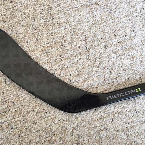 New RibCor Reckoner Hockey Stick Righty Unknown Senior Pro Stock UW BADGERS